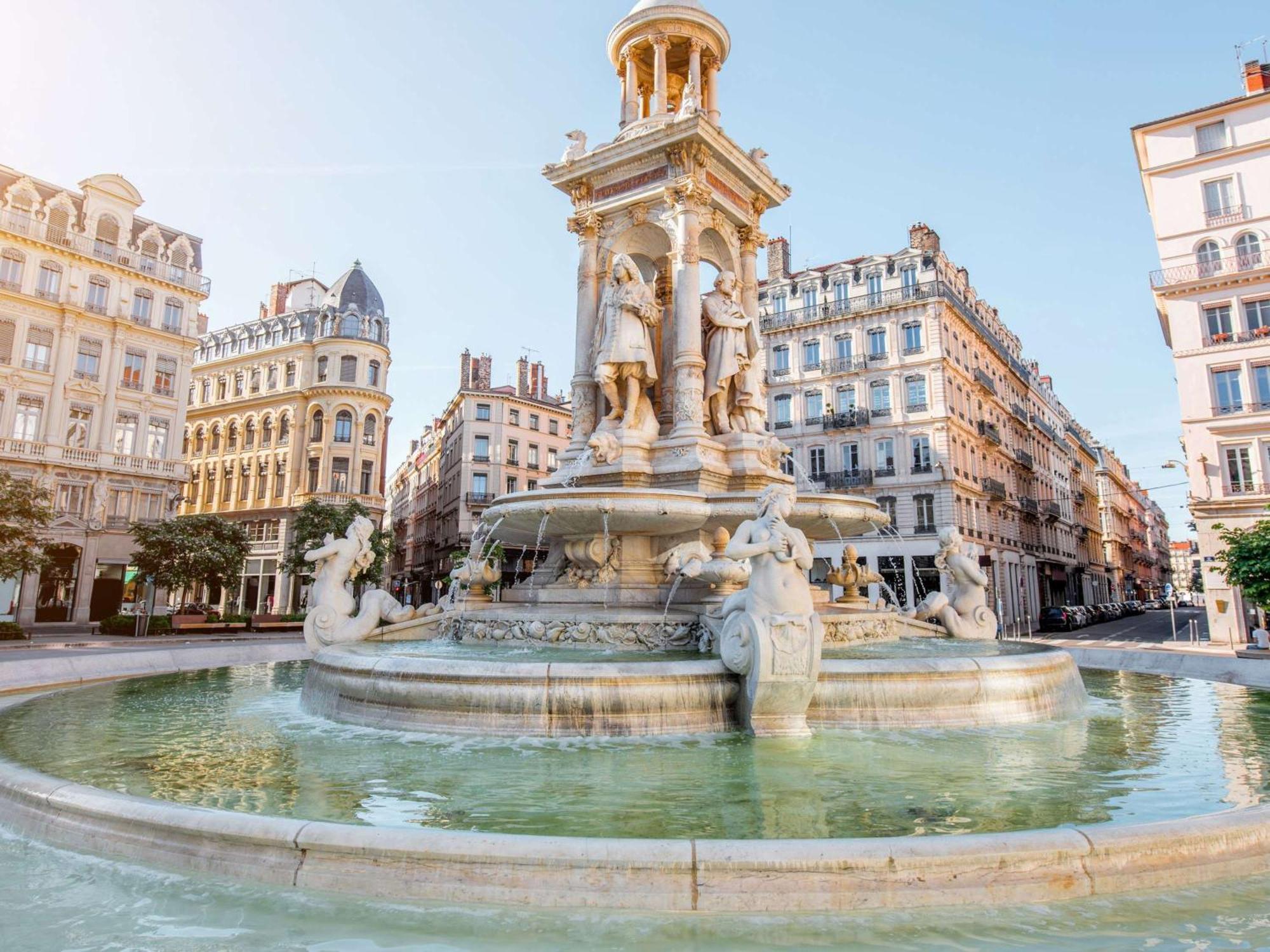 Hotel Mercure Lyon Centre Charpennes Villeurbanne Dış mekan fotoğraf
