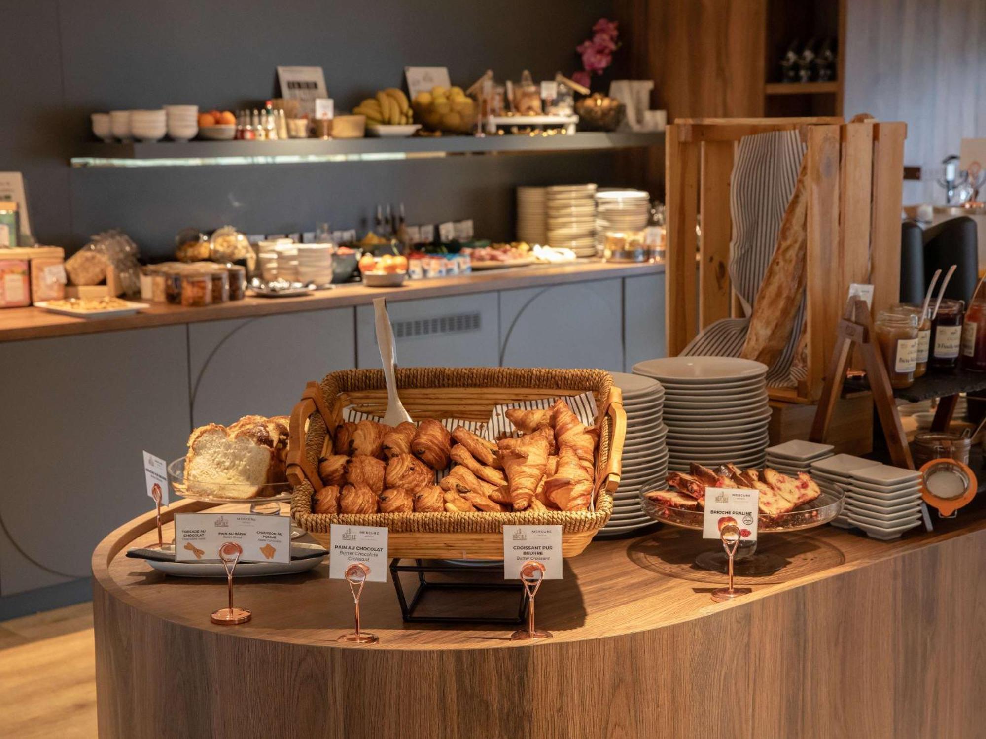 Hotel Mercure Lyon Centre Charpennes Villeurbanne Dış mekan fotoğraf