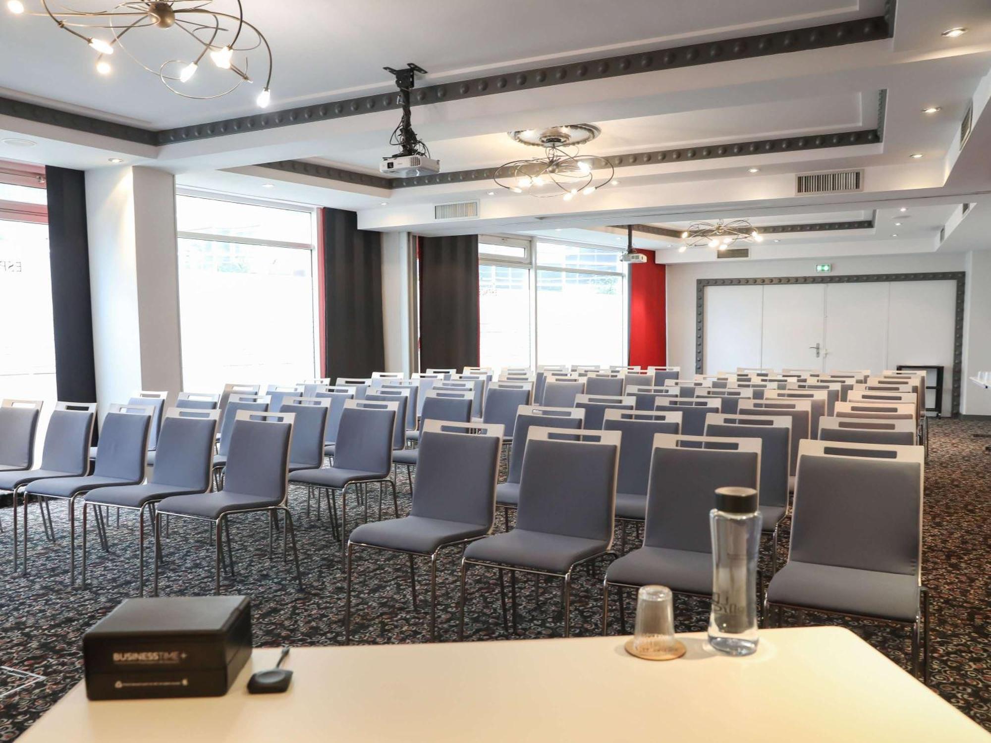 Hotel Mercure Lyon Centre Charpennes Villeurbanne Dış mekan fotoğraf