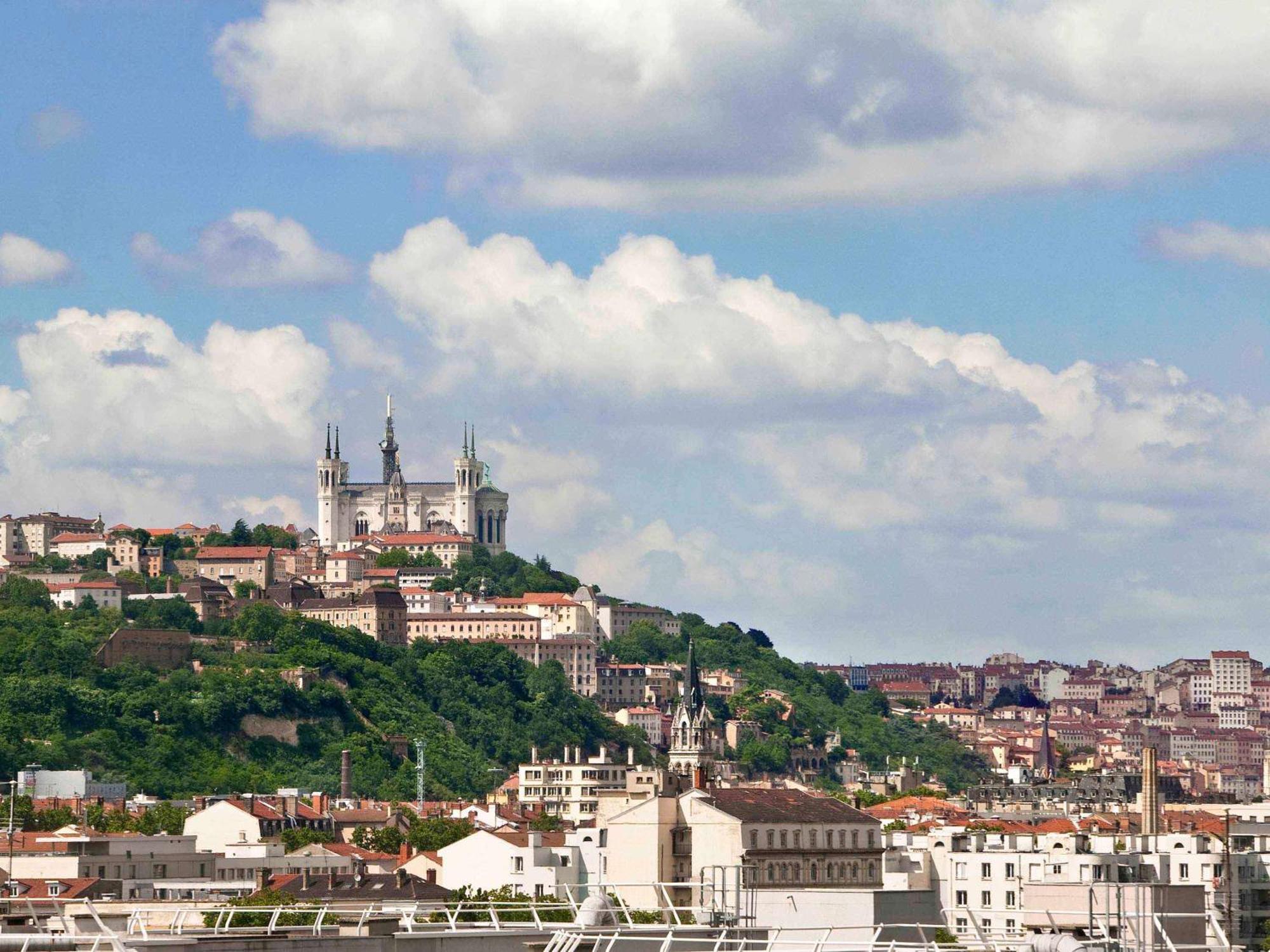 Hotel Mercure Lyon Centre Charpennes Villeurbanne Dış mekan fotoğraf